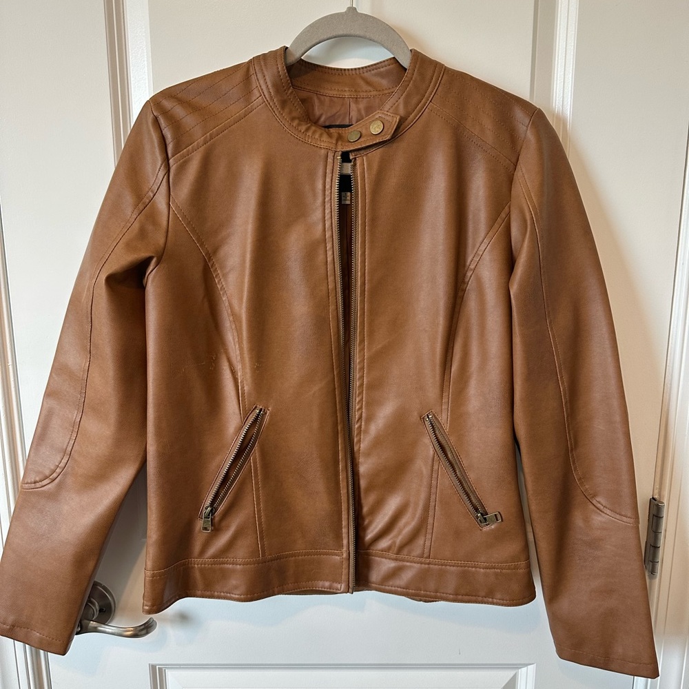 THERAPY BRAND Leather Jacket Size Medium